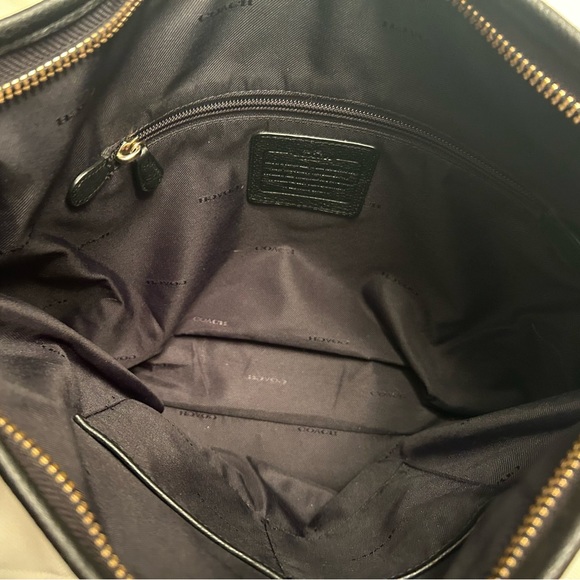 Black coach purse authentic real handbag medium size shoulder strap adjustable - Picture 2 of 5